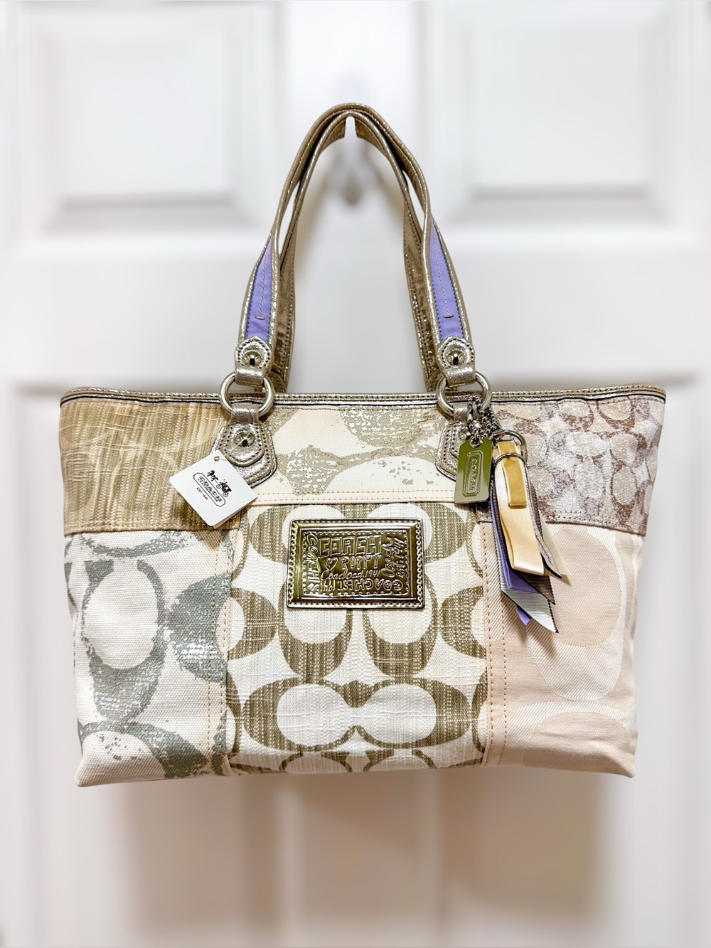 Coach Poppy Patchwork Glam Tote Bag Light Khaki Multi‎ Gold NWT